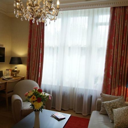 Chelsea: Exceptional 1Br W/Views Of The River Thames & Battersea Park Leilighet London Eksteriør bilde